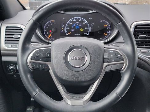 Certified 2018 Jeep Grand Cherokee Altitude image 32