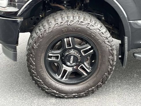 Used 2019 Ford F150 XLT w/ Equipment Group 302A Luxury AWD/4WD image 11