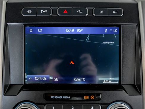 Used 2021 Ford F250 Platinum w/ FX4 Off-Road Package AWD/4WD image 20