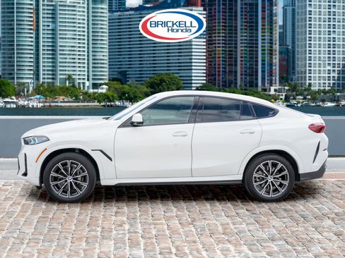 Used 2024 BMW X6 xDrive40i w/ Premium Package image 8