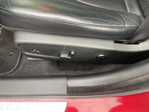 Used 2014 Chrysler 300 C image 22