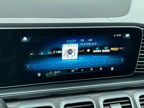 Certified 2021 Mercedes-Benz GLE 580 4MATIC image 18