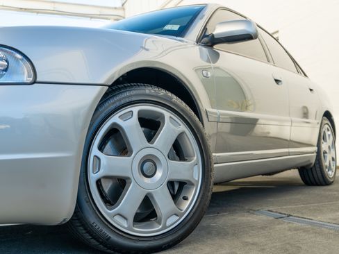 Used 2002 Audi S4 Sedan image 7