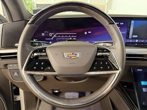 Used 2025 Cadillac Escalade Premium Luxury w/ Touring Package AWD/4WD image 24