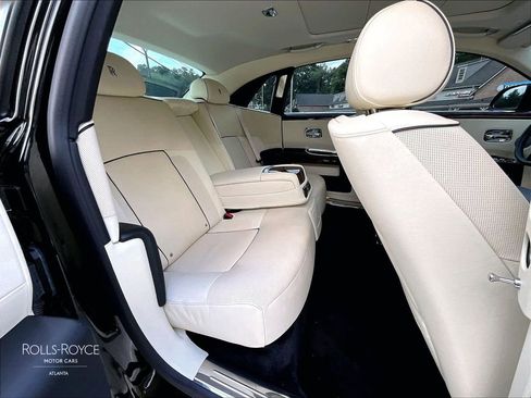 Certified 2013 Rolls-Royce Ghost RWD image 25