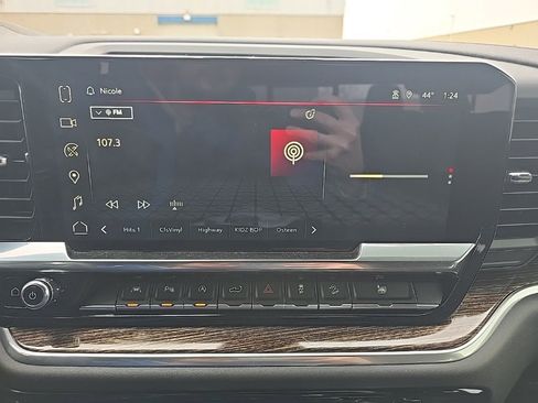 Used 2025 GMC Sierra 1500 Elevation w/ Preferred Package image 22