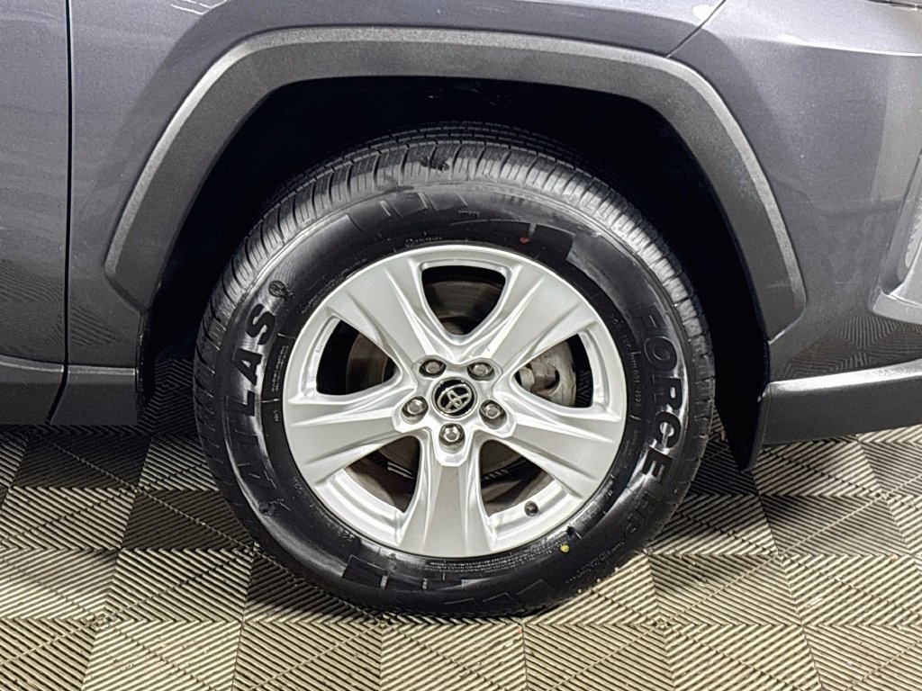 Used 2020 Toyota RAV4 LE w/ All Weather Liner Package AWD/4WD image 22