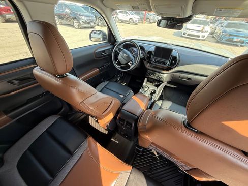 Used 2024 Ford Bronco Sport Outer Banks w/ Tech Package image 14