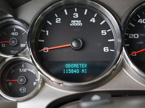 Used 2010 Chevrolet Silverado 2500 LT w/ Interior Plus Package image 33