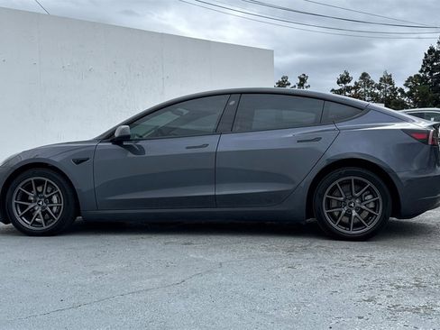 Used 2022 Tesla Model 3 Long Range image 7