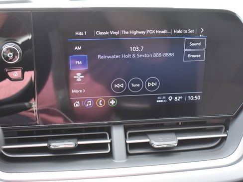 New 2026 Chevrolet Trax LS w/ LS Convenience Package FWD image 22