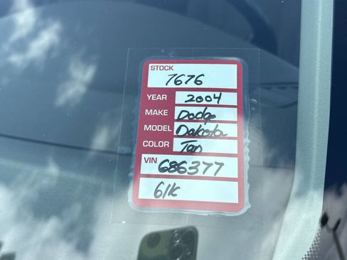 Used 2004 Dodge Dakota SLT image 13