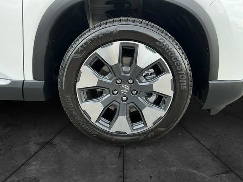Used 2026 Honda Pilot Elite image 15