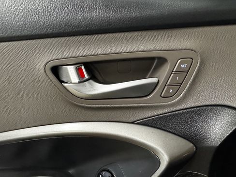 Used 2017 Hyundai Santa Fe Sport w/ Cargo Package image 29