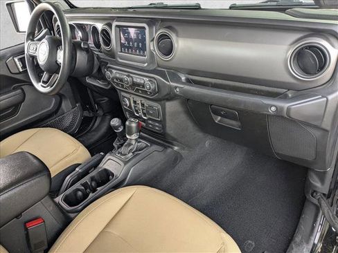 Certified 2023 Jeep Gladiator Sport image 21