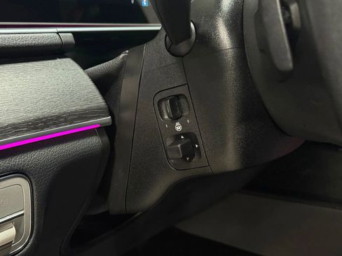 Used 2021 Mercedes-Benz GLE 350 4MATIC image 15