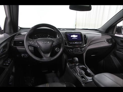 Used 2024 Chevrolet Equinox Premier AWD/4WD image 6