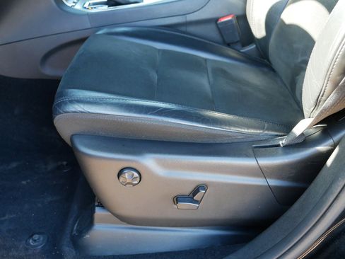 Used 2019 Jeep Grand Cherokee Altitude image 20