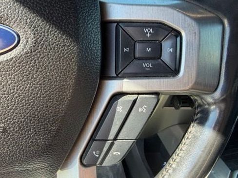 Used 2019 Ford F350 Platinum w/ Platinum Ultimate Package AWD/4WD image 18