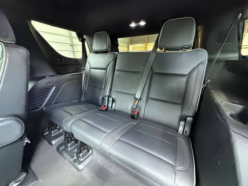 Used 2023 Chevrolet Tahoe Premier AWD/4WD image 30