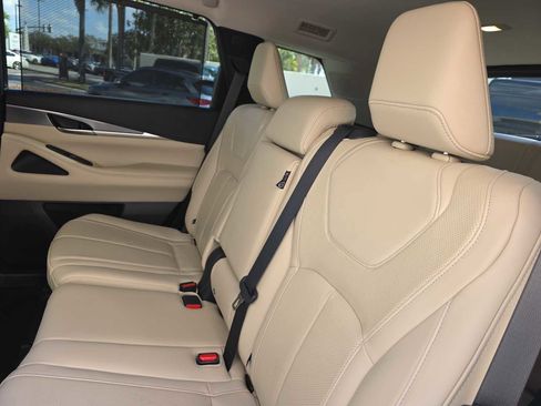 Certified 2023 INFINITI QX60 Luxe w/ Cargo Package image 13