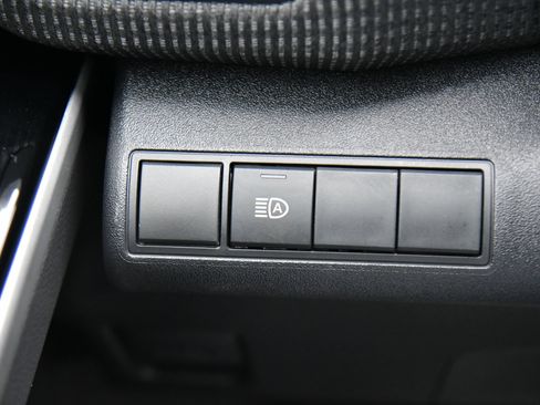 Used 2023 Toyota bZ4X FWD image 31