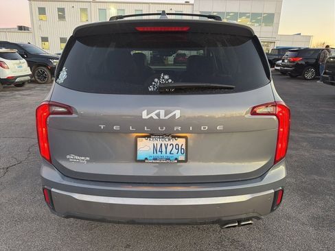 Used 2025 Kia Telluride S image 6