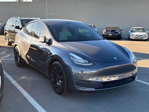 Used 2020 Tesla Model Y Performance image 2