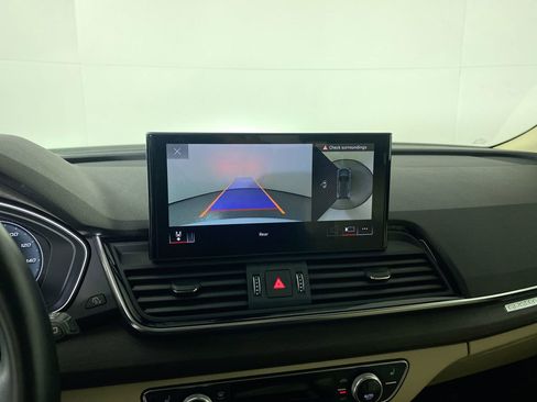 Used 2021 Audi Q5 Premium Plus w/ Premium Plus Package image 5