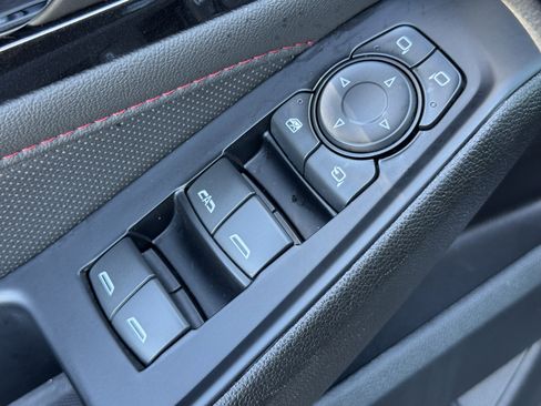 Used 2023 Chevrolet Traverse RS w/ LPO, Floor Liner Package image 24