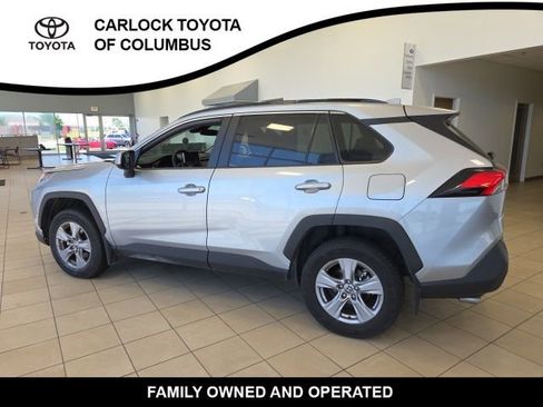 Used 2025 Toyota RAV4 XLE AWD/4WD image 9