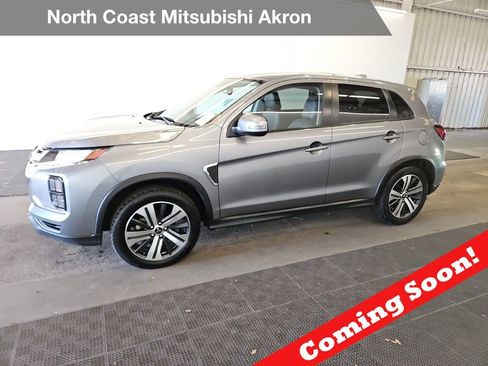 Used 2023 Mitsubishi Outlander Sport SE image 1