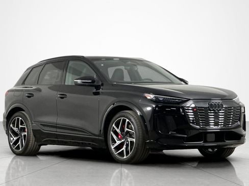 New 2027 Audi SQ6 e-tron Premium Plus AWD/4WD image 2