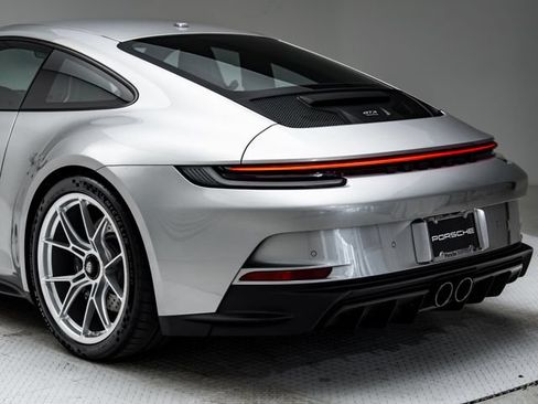 Certified 2024 Porsche 911 GT3 RWD image 35