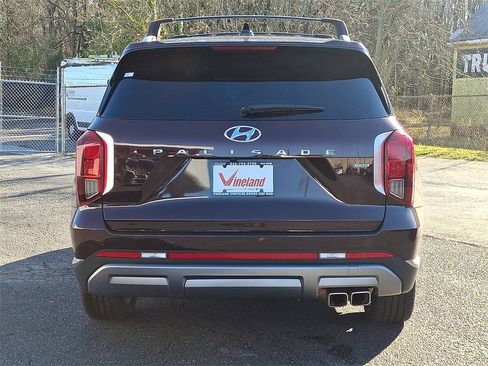Used 2023 Hyundai Palisade Limited image 5