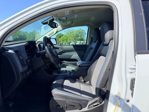 Used 2019 Chevrolet Colorado Z71 AWD/4WD image 7
