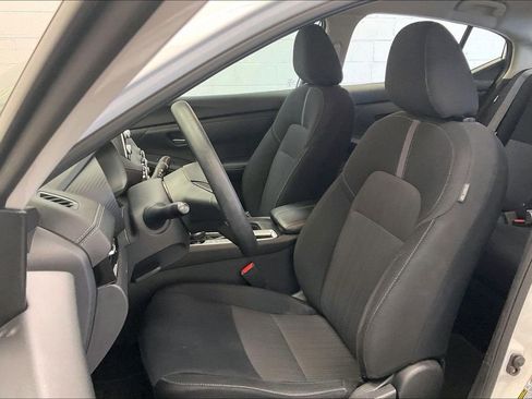 Certified 2024 Nissan Sentra SV image 16