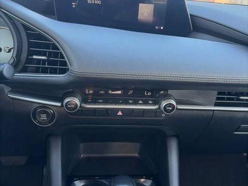Used 2024 MAZDA MAZDA3 s FWD image 7