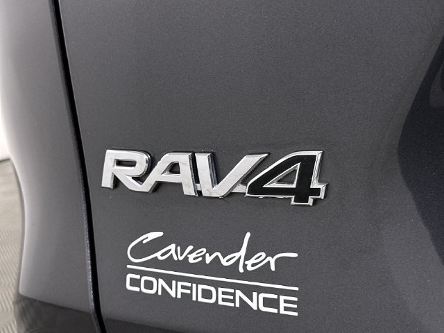 Used 2024 Toyota RAV4 LE AWD/4WD image 32