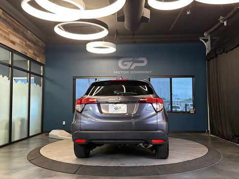 Used 2019 Honda HR-V EX image 4