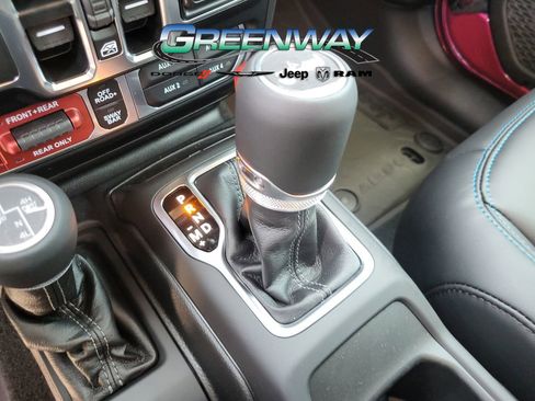 Used 2024 Jeep Wrangler Unlimited Rubicon 4xe image 24