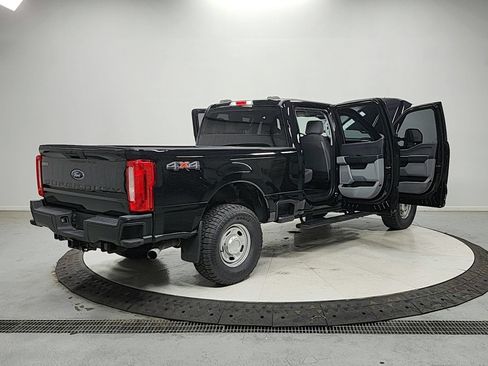Used 2024 Ford F250 XL w/ XL Off-Road Package AWD/4WD image 15
