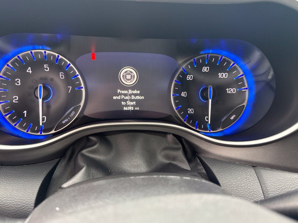 Used 2023 Chrysler Pacifica Touring-L FWD image 13