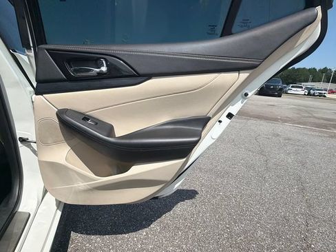 Used 2019 Nissan Maxima Platinum w/ Illumination Package FWD image 16