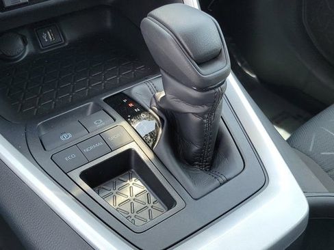 Certified 2025 Toyota RAV4 XLE w/ Convenience Package image 26