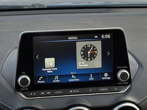 Used 2025 Nissan Sentra SV FWD image 20