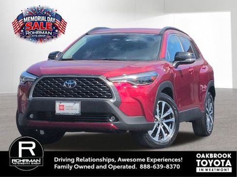 Certified 2025 Toyota Corolla Cross XLE AWD/4WD image 1