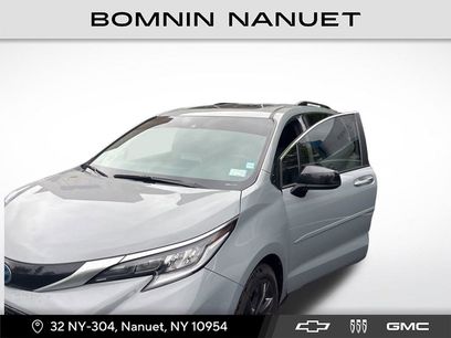 Used 2023 Toyota Sienna XSE