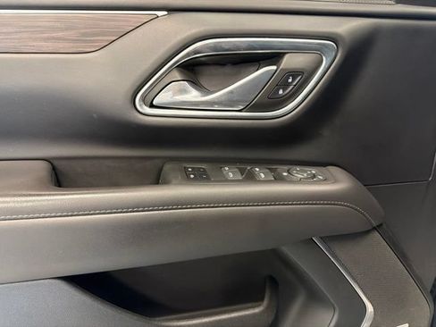 Used 2023 Chevrolet Suburban Z71 AWD/4WD image 33