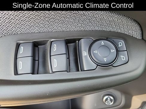 Used 2025 Chevrolet TrailBlazer LT w/ Convenience Package AWD/4WD image 12